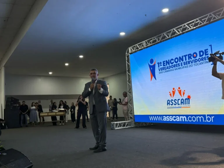 Em evento com vereadores, Amélio Cayres afirma: ‘Qualquer debate político, até mesmo da esfera majoritária, precisa obrigatoriamente passar pelas Câmaras’