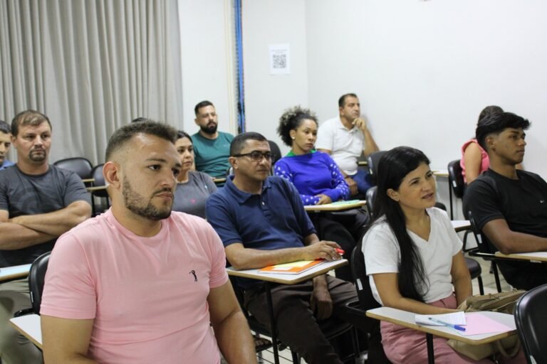 Agentes de endemias aprovados em concurso iniciam capacitação em Palmas