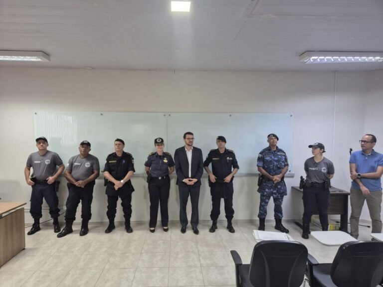 Início do treinamento de armamento e tiro para novos guardas metropolitanos