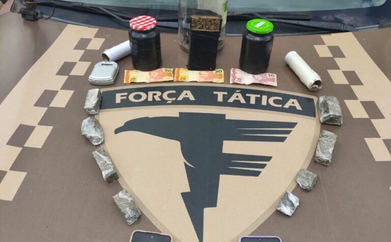 Polícia prende trio por tráfico de drogas em Gurupi e apreende 700g de maconha após perseguição