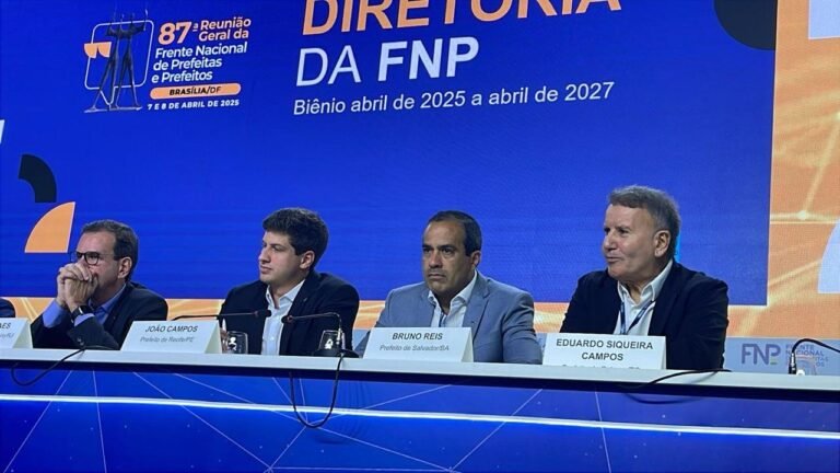 Prefeito de Palmas assume na Frente Nacional de Prefeitos e enfatiza ações em defesa dos animais