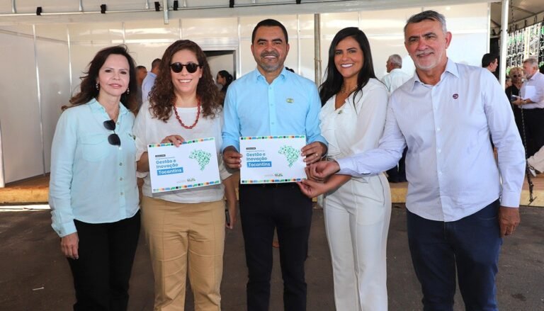 Governador Wanderlei Barbosa firma adesão do Tocantins a programa nacional para melhorar serviços públicos em Araguatins