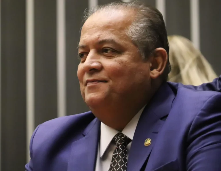 Ministério destina R$ 6 milhões, viabilizados por Gomes, para saúde em Colinas, Araguatins e Augustinópolis